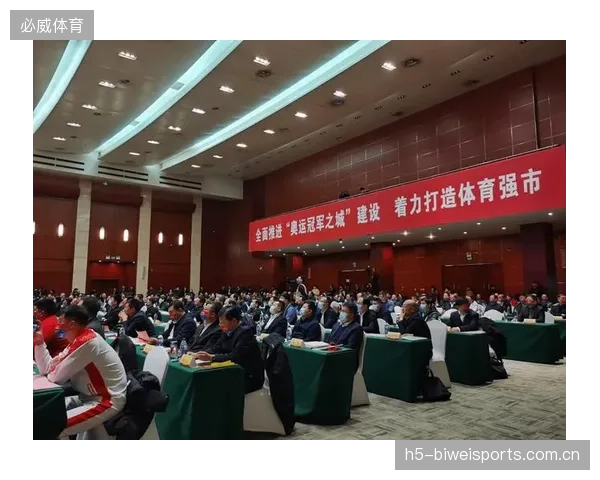 地方政府在执行中央财政补贴时，更倾向于新建大型体育公园等“可见”项目，而忽视了老旧社区设施的“微更新